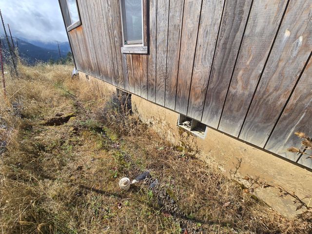 00 Reed Loop Road, Garberville, CA 95542