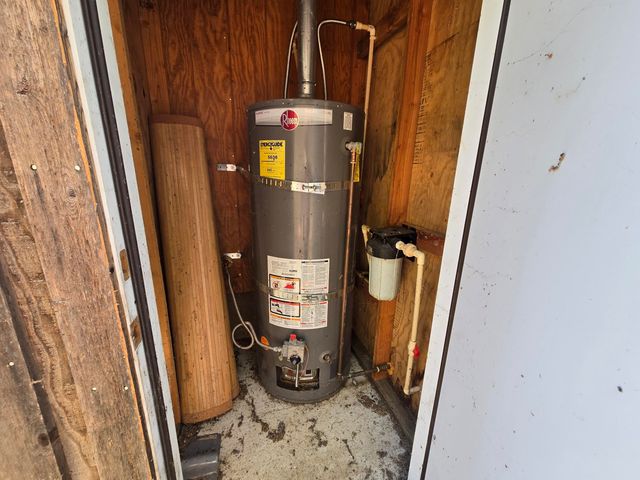 00 Reed Loop Road, Garberville, CA 95542