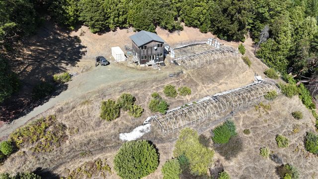 00 Reed Loop Road, Garberville, CA 95542