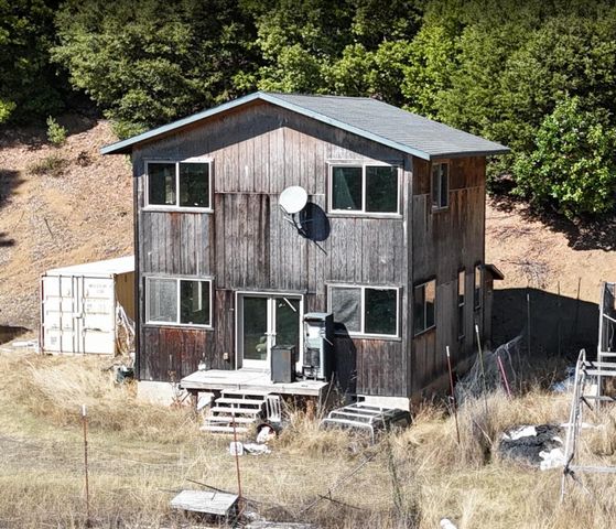 00 Reed Loop Road, Garberville, CA 95542