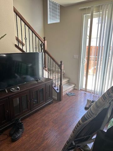 3833 Stepping Stone Way, Stockton, CA 95204