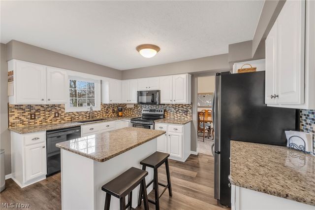 7712 Gerald Drive, Middleburg Heights, OH 44130