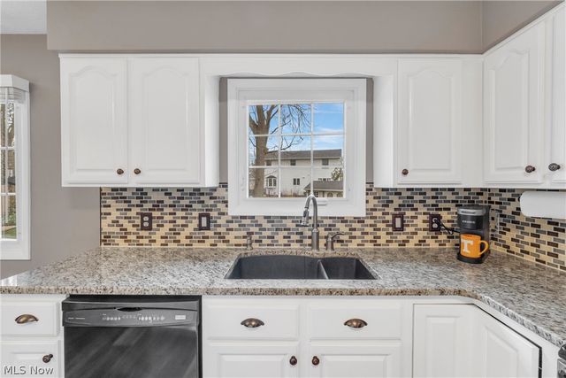 7712 Gerald Drive, Middleburg Heights, OH 44130