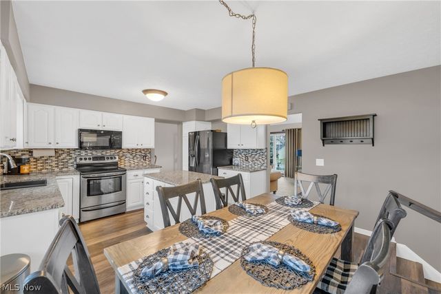 7712 Gerald Drive, Middleburg Heights, OH 44130