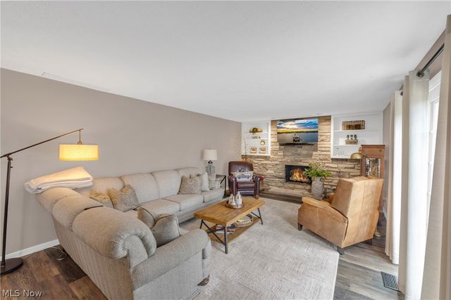 7712 Gerald Drive, Middleburg Heights, OH 44130