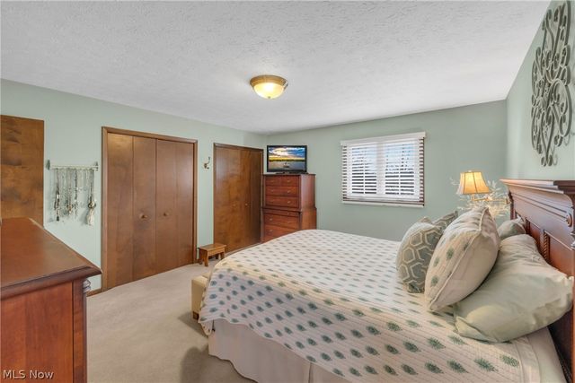 7712 Gerald Drive, Middleburg Heights, OH 44130