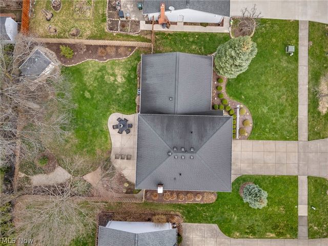 7712 Gerald Drive, Middleburg Heights, OH 44130