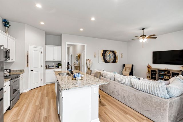 28363 Merrimack Dr, Denham Springs, LA 70726