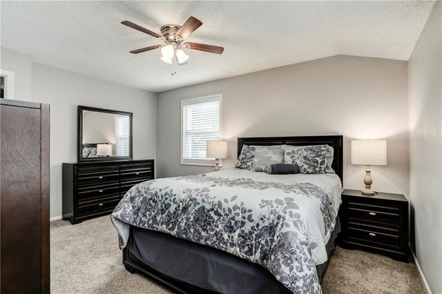 9132 DARNELL Street, Lenexa, KS 66215