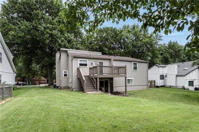 9132 DARNELL Street, Lenexa, KS 66215