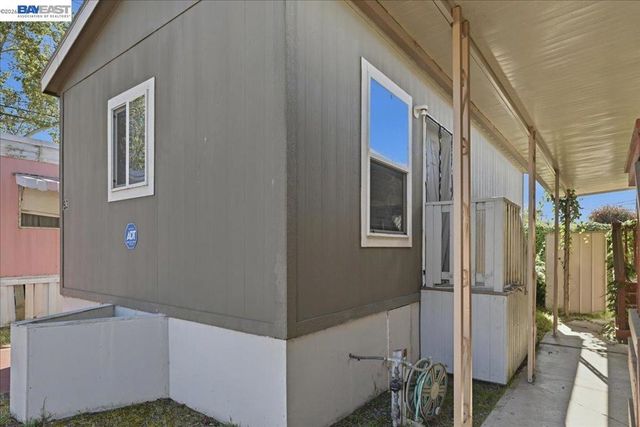 2399 E 14th Street, San Leandro, CA 94577