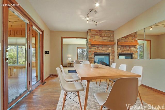 N1420 Cedar ROAD, Genoa City, WI 53128