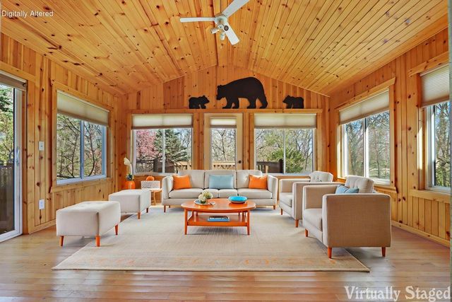 N1420 Cedar ROAD, Genoa City, WI 53128
