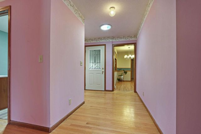 N1420 Cedar ROAD, Genoa City, WI 53128