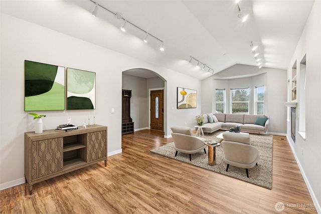 17214 Snohomish Avenue, Snohomish, WA 98296