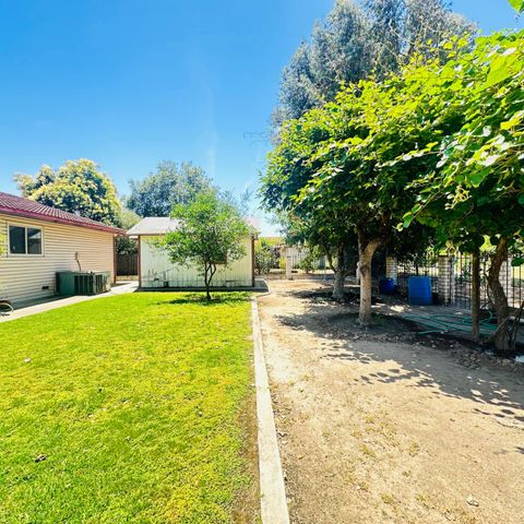 1633 Walnut, Escalon, CA 95320