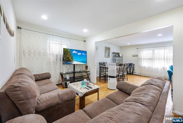 698 Fairview Avenue, Fairview, NJ 07022