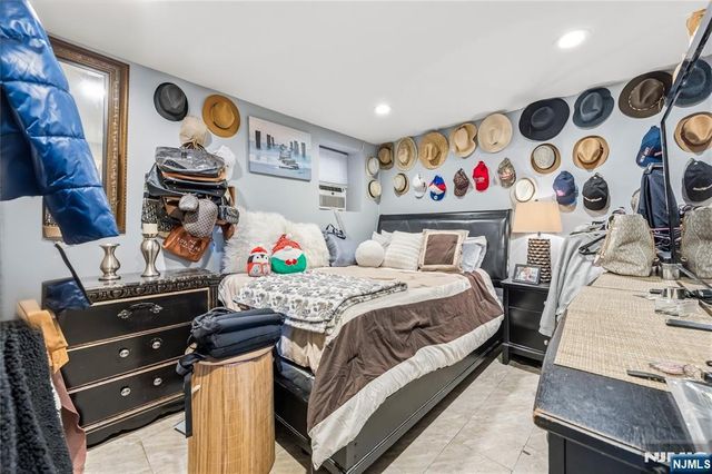 698 Fairview Avenue, Fairview, NJ 07022