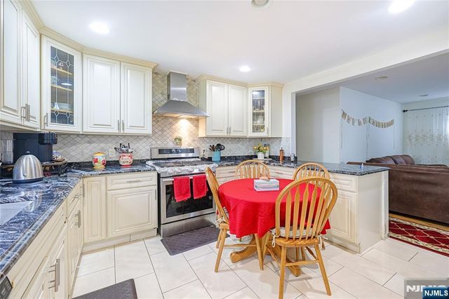 698 Fairview Avenue, Fairview, NJ 07022