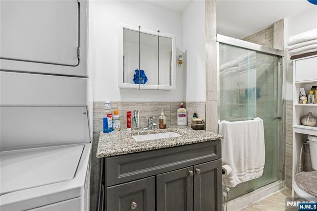 698 Fairview Avenue, Fairview, NJ 07022