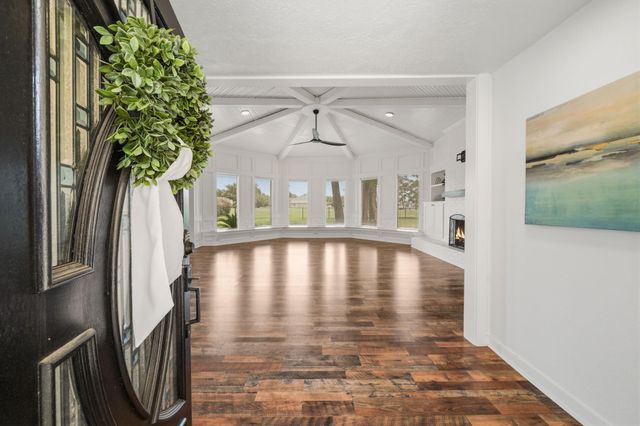 79 Summers Wind Street, Conroe, TX 77356