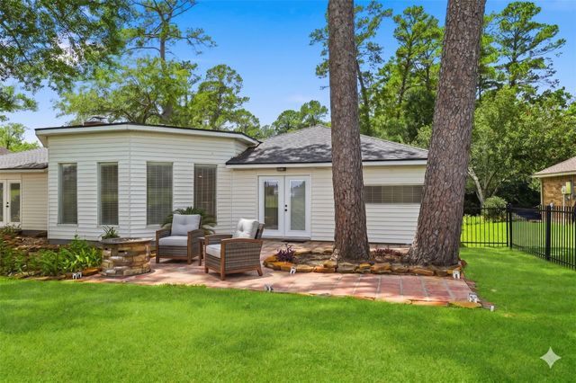 79 Summers Wind Street, Conroe, TX 77356