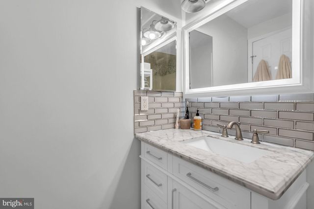 884 WILLYS DR, Arnold, MD 21012