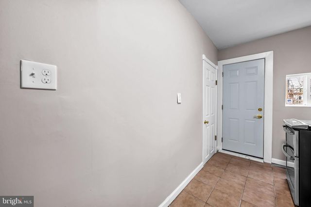 2604 GARRETT AVE, Baltimore, MD 21218