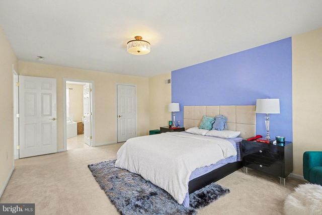 50 ANGELA LN, York, PA 17402