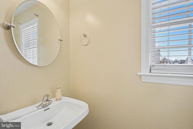 50 ANGELA LN, York, PA 17402