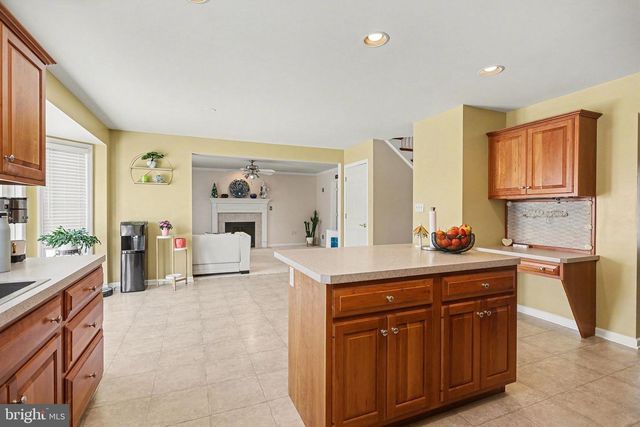 50 ANGELA LN, York, PA 17402