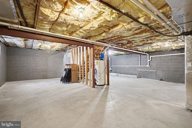 50 ANGELA LN, York, PA 17402