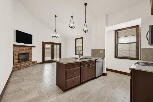 29527B Turnbury Village Drive, Spring, TX 77386