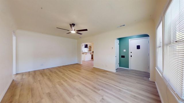 225 Merced Ave, Modesto, CA 95351
