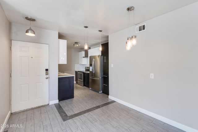 102 W MARYLAND Avenue C1, Phoenix, AZ 85013