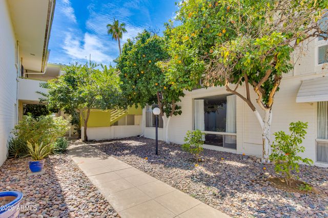 102 W MARYLAND Avenue C1, Phoenix, AZ 85013