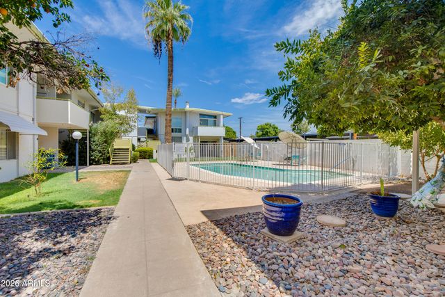 102 W MARYLAND Avenue C1, Phoenix, AZ 85013