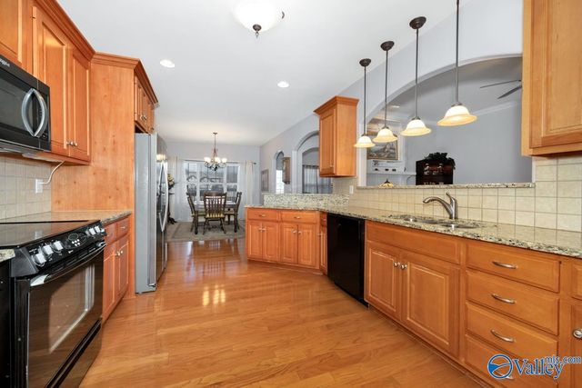 120 Burwell Ridge Trail, Harvest, AL 35749