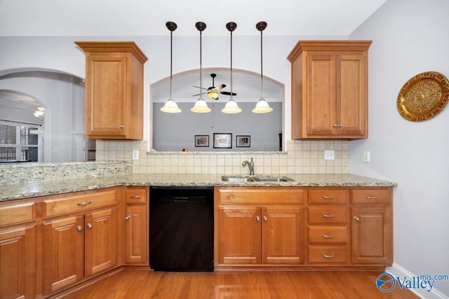 120 Burwell Ridge Trail, Harvest, AL 35749