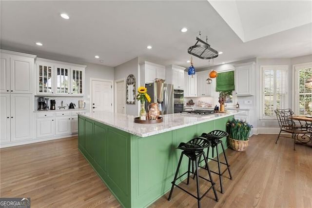 8865 Saddle Trail, Ball Ground, GA 30107