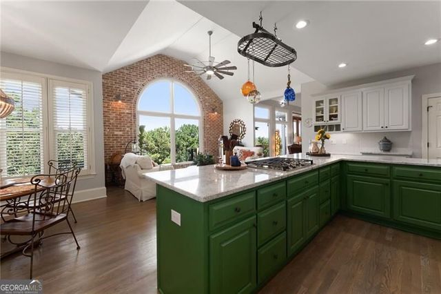 8865 Saddle Trail, Ball Ground, GA 30107