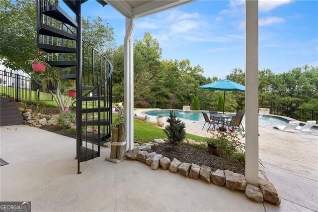 8865 Saddle Trail, Ball Ground, GA 30107