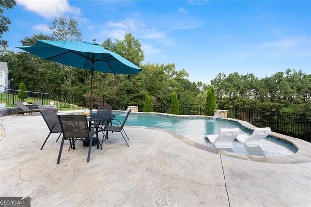 8865 Saddle Trail, Ball Ground, GA 30107