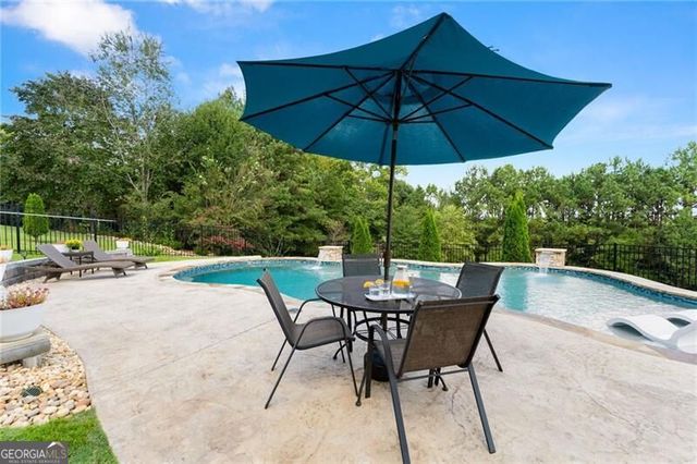 8865 Saddle Trail, Ball Ground, GA 30107
