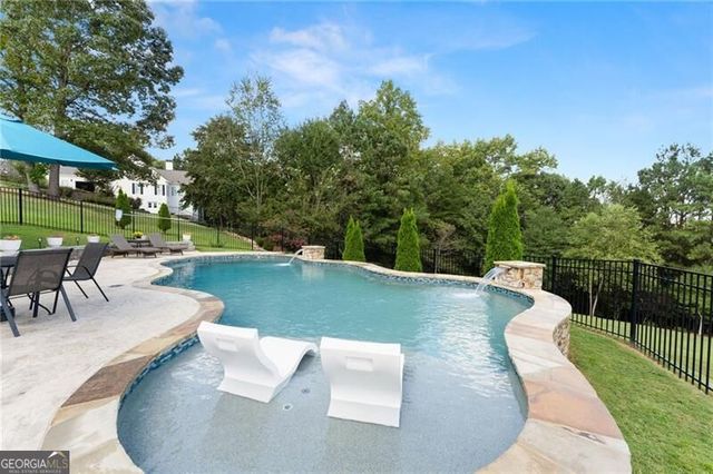 8865 Saddle Trail, Ball Ground, GA 30107