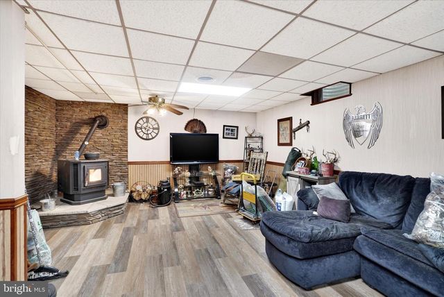 14181 WOLF RD, Felton, PA 17322