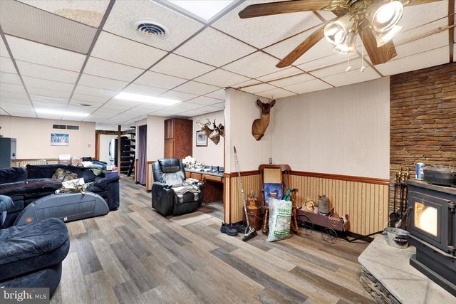 14181 WOLF RD, Felton, PA 17322