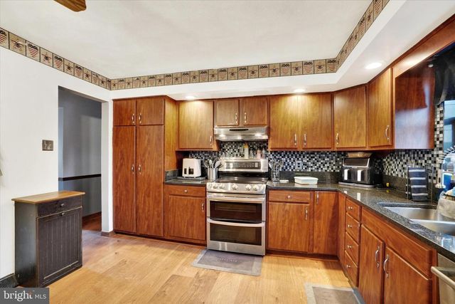 14181 WOLF RD, Felton, PA 17322