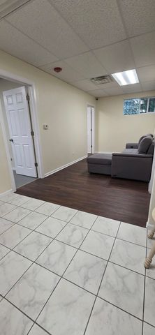 1809 S Wolf Road, Hillside, IL 60162