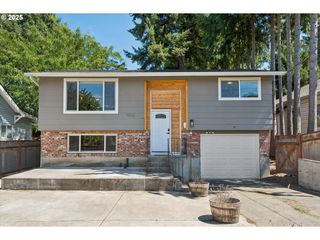 9542 N CALHOUN Ave, Portland, OR 97203